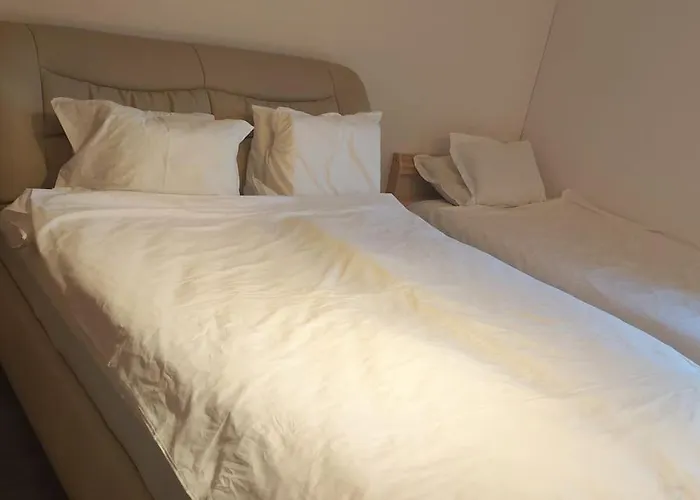 Apartament Mit Garten *